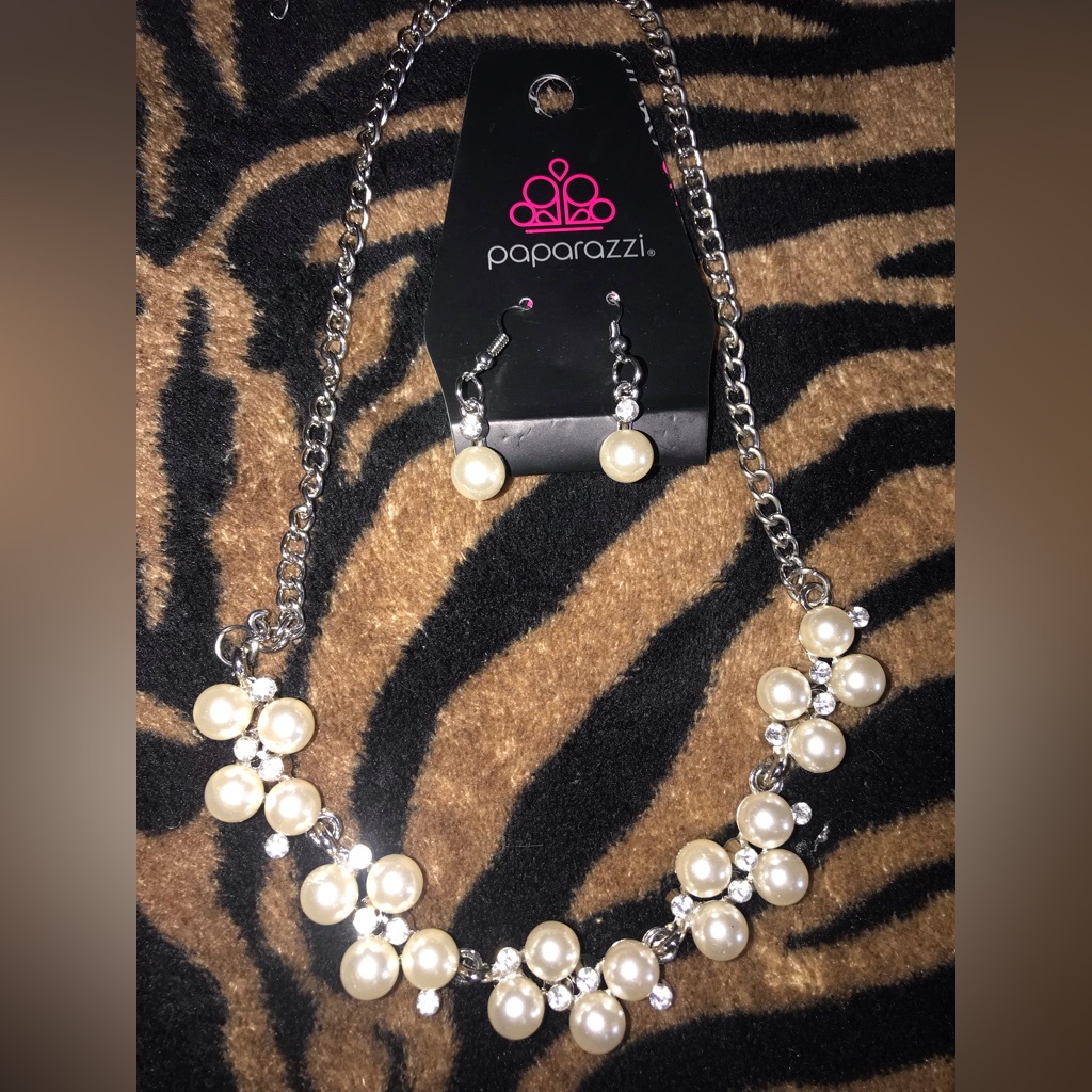 Sparkle Pearl Set